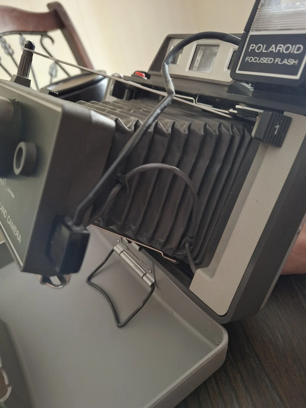 Vintage 420 Polaroid Automatic Land Camera